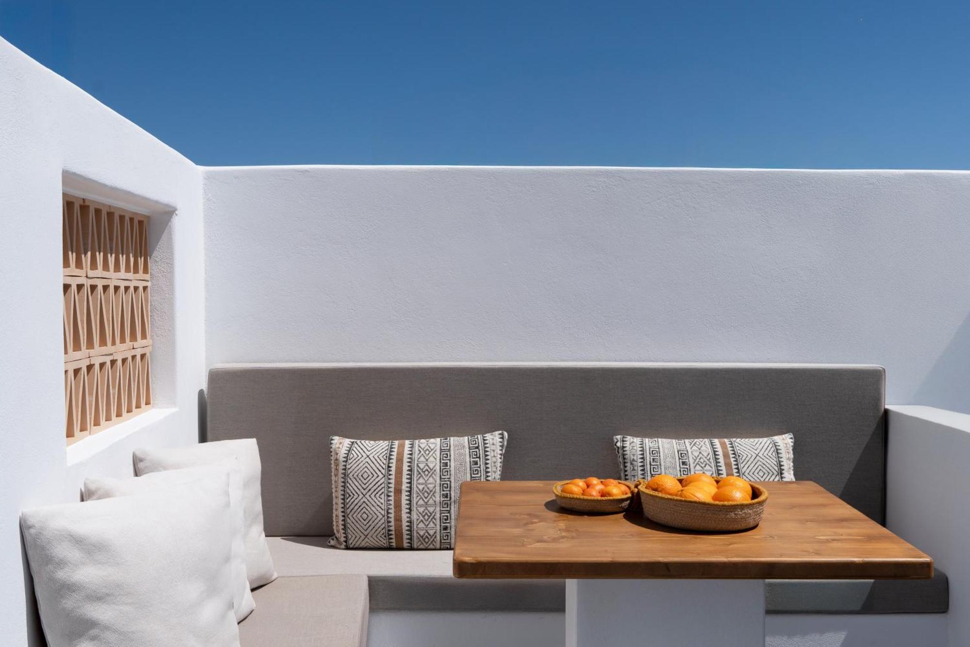 Cilon Suites Santorini Имеровигли Екстериор снимка